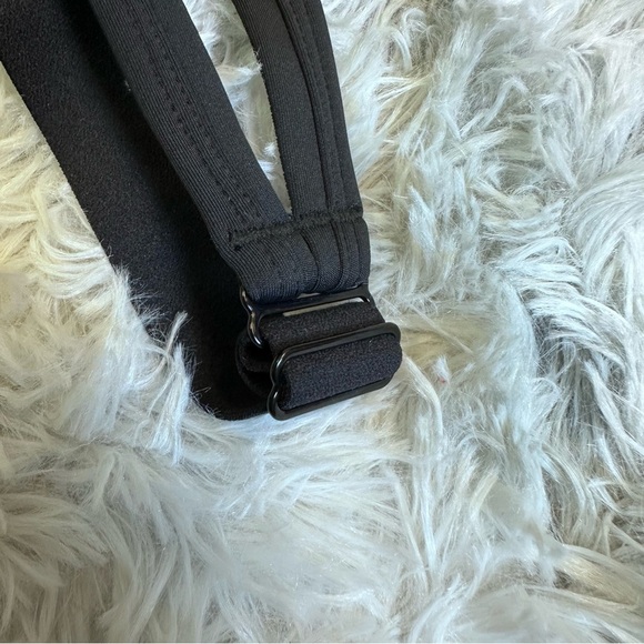 Yvette Sports Bra High Impact Adjustable Criss Cross Back, Full Support - Picture 3 of 7